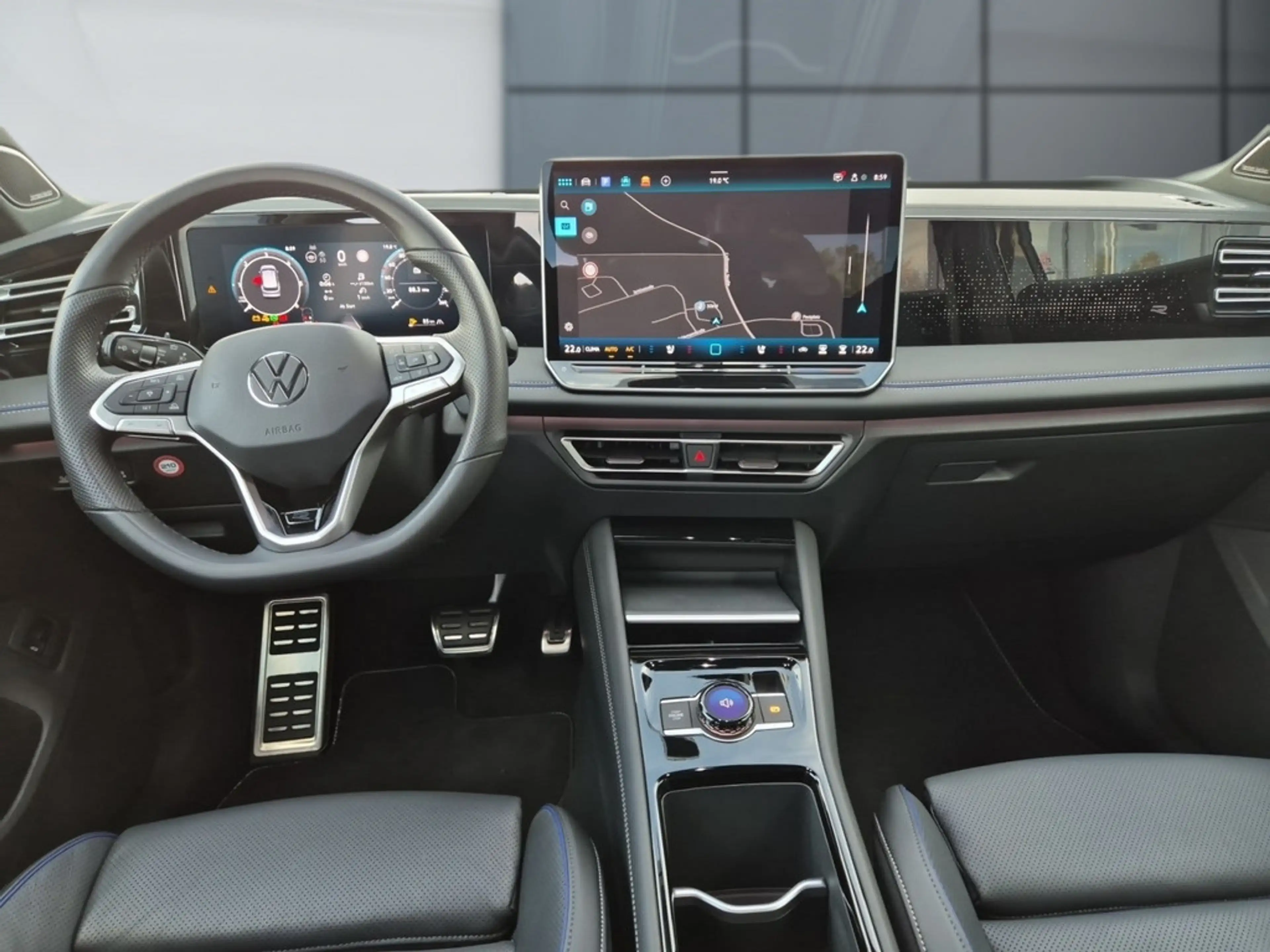 Volkswagen Tiguan 2.0 TDI 4Motion R-Line *DSG*MATRIX*AHK*STANDH*EASY OPEN*HAREASY — photo 9