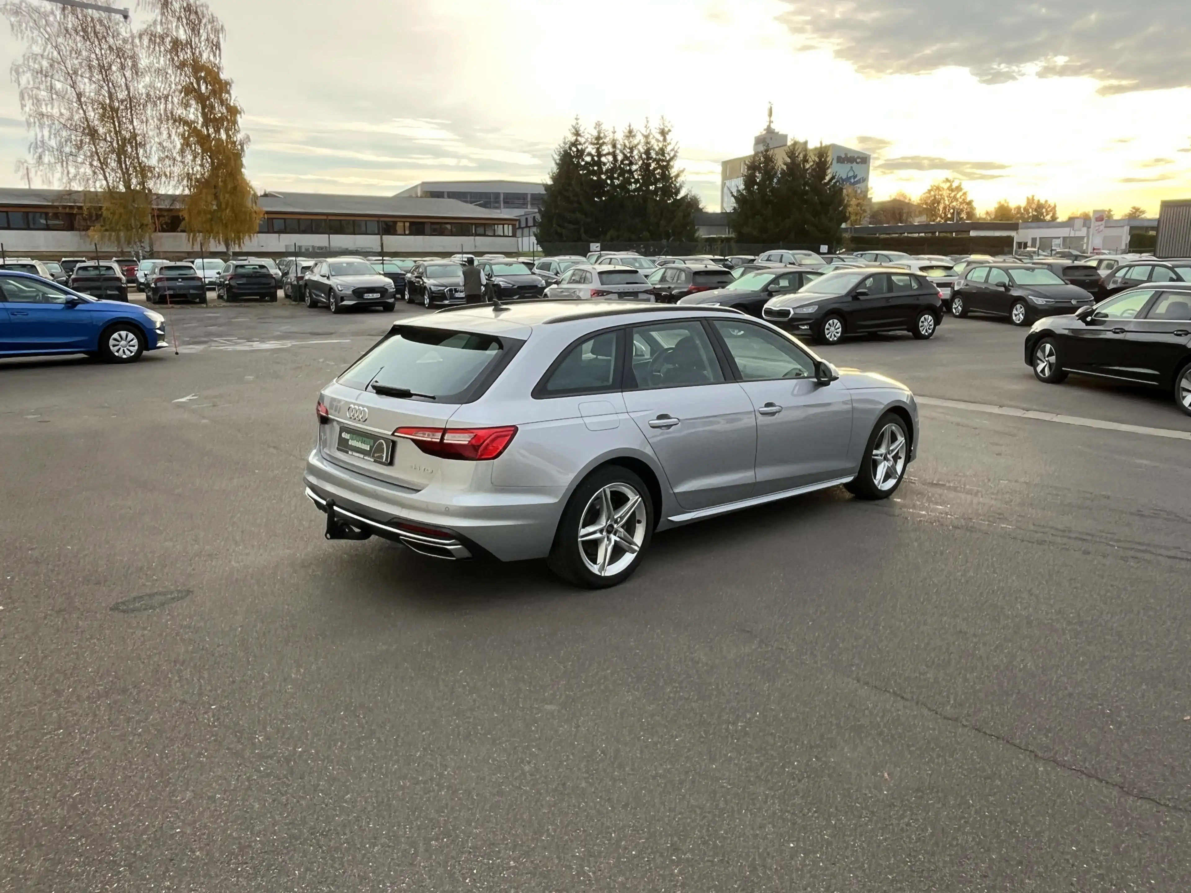 Audi A4 Avant 35 2.0 TDI S tronic advanced 144€ m.20% An — photo 8