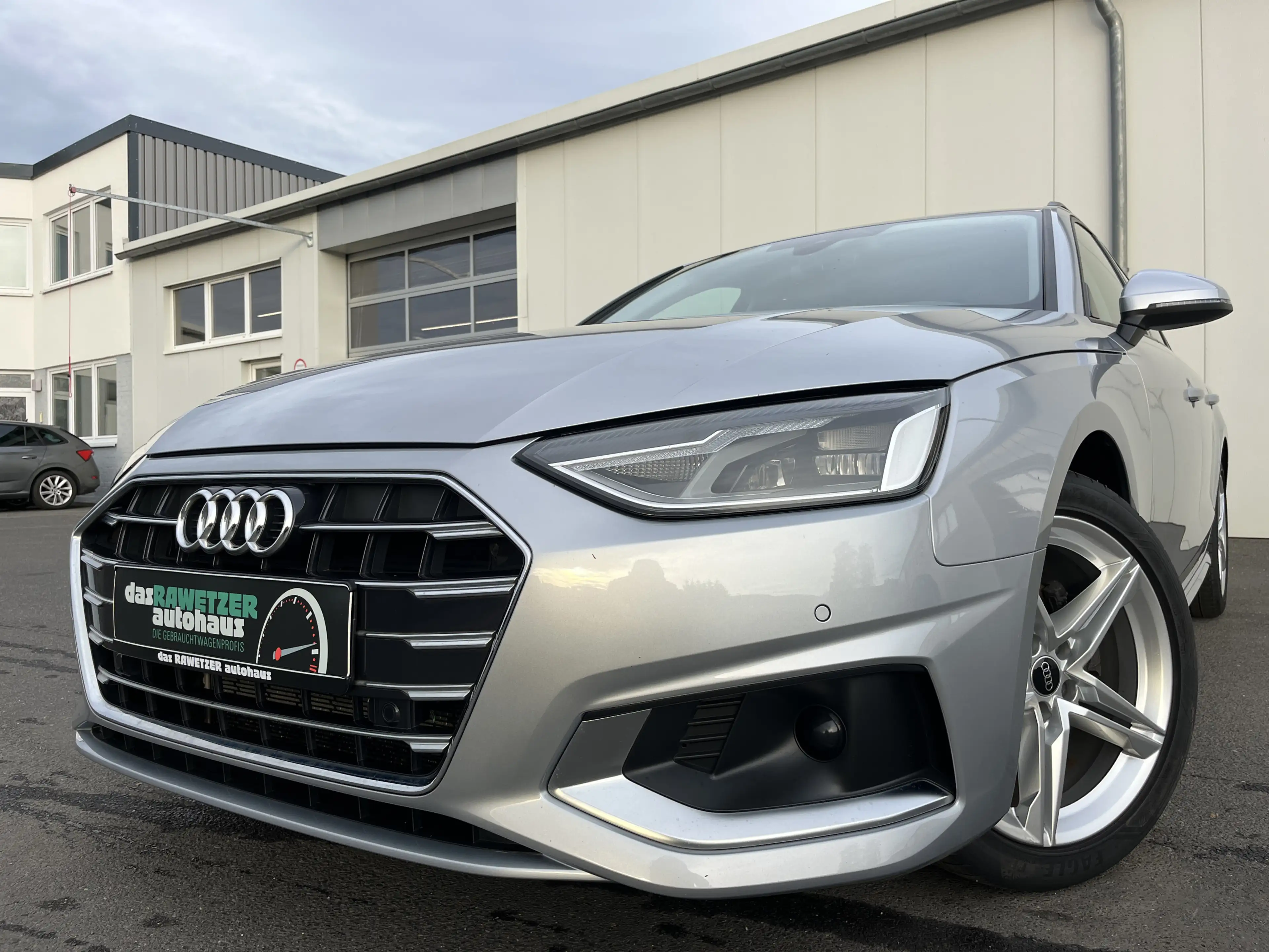Audi A4 Avant 35 2.0 TDI S tronic advanced 144€ m.20% An