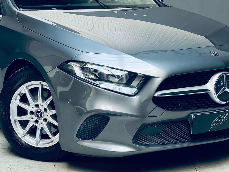 Mercedes-Benz A 180 i **CLIMATISATION**CARPLAY**CARNET COMPLET** — photo 2