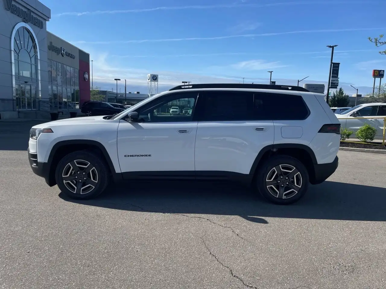 Jeep Cherokee снимка Jeep Cherokee