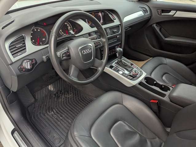 2012 Audi A4 4dr Sdn Auto quattro 2.0T Premium Plus thumb 10