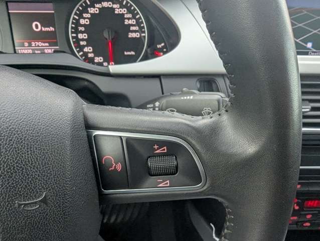 2012 Audi A4 4dr Sdn Auto quattro 2.0T Premium Plus thumb 18