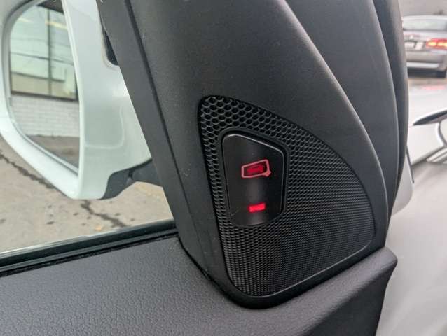 2012 Audi A4 4dr Sdn Auto quattro 2.0T Premium Plus thumb 16