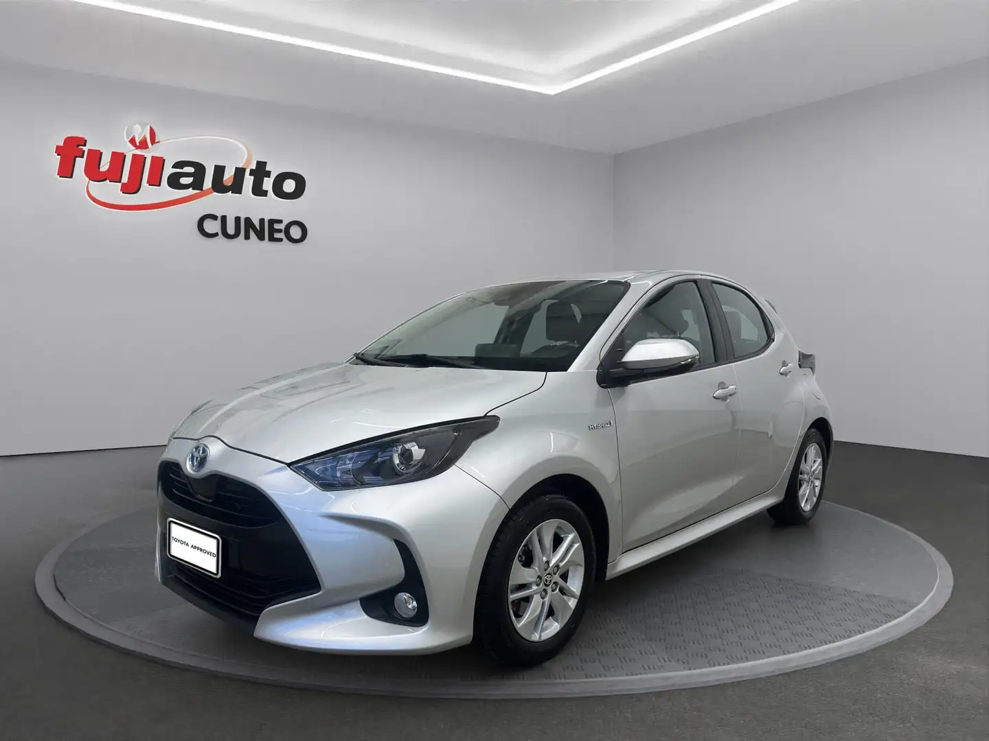 Toyota Yaris Yaris 1.5h Active Argento - 1