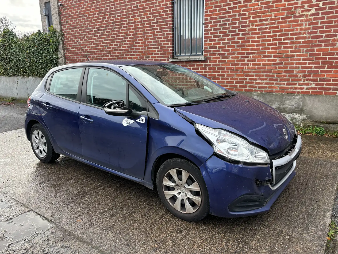 Peugeot 208 1.2i PureTech mecanique ok Bleu - 2