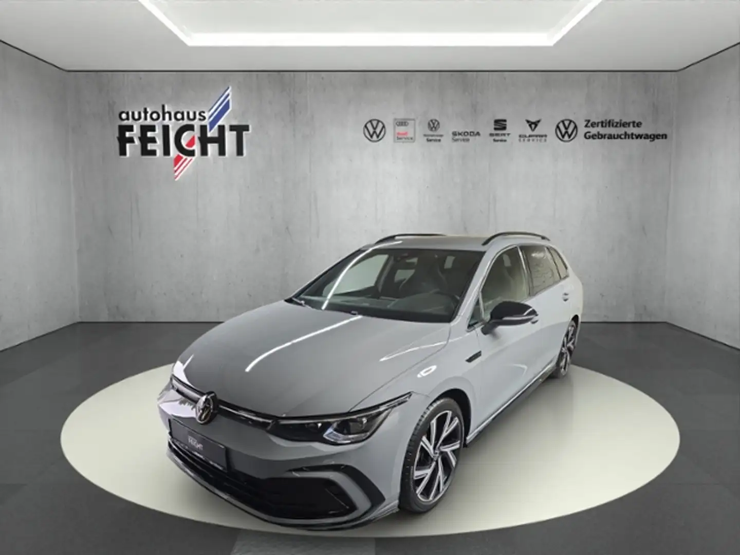 Volkswagen Golf Variant VIII 1.5 eTSI R-Line+LED+NAVI+RFK Grau - 1