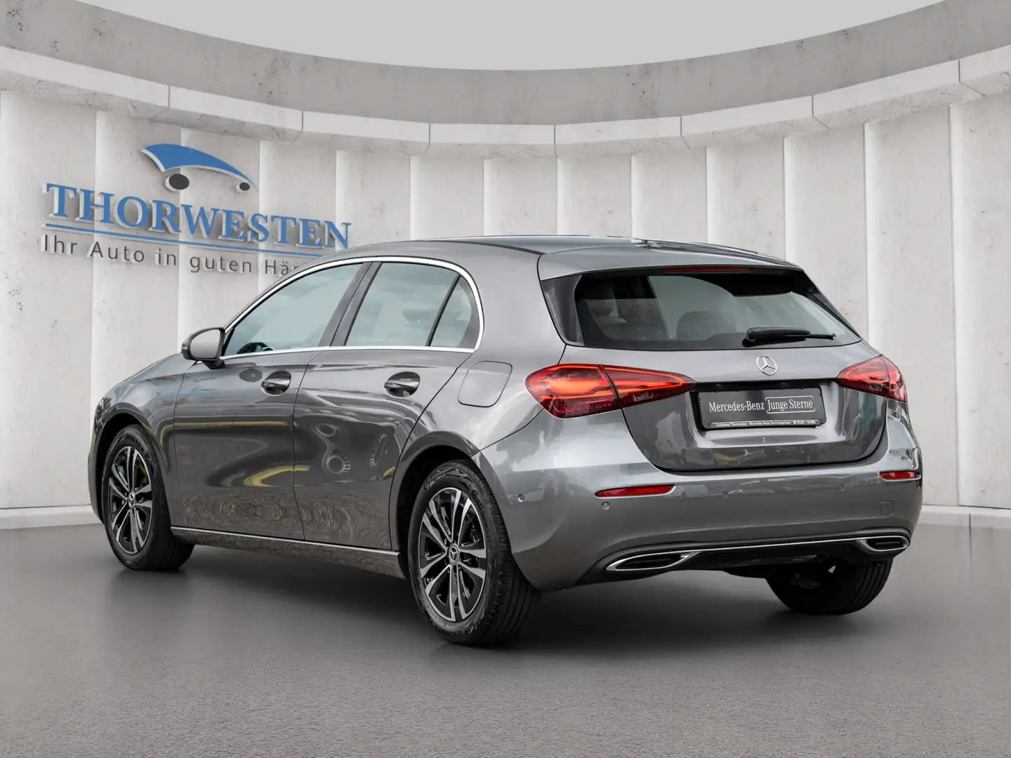 Mercedes-Benz A 200 A 200 Kompaktlimousine Progressive Gris - 2