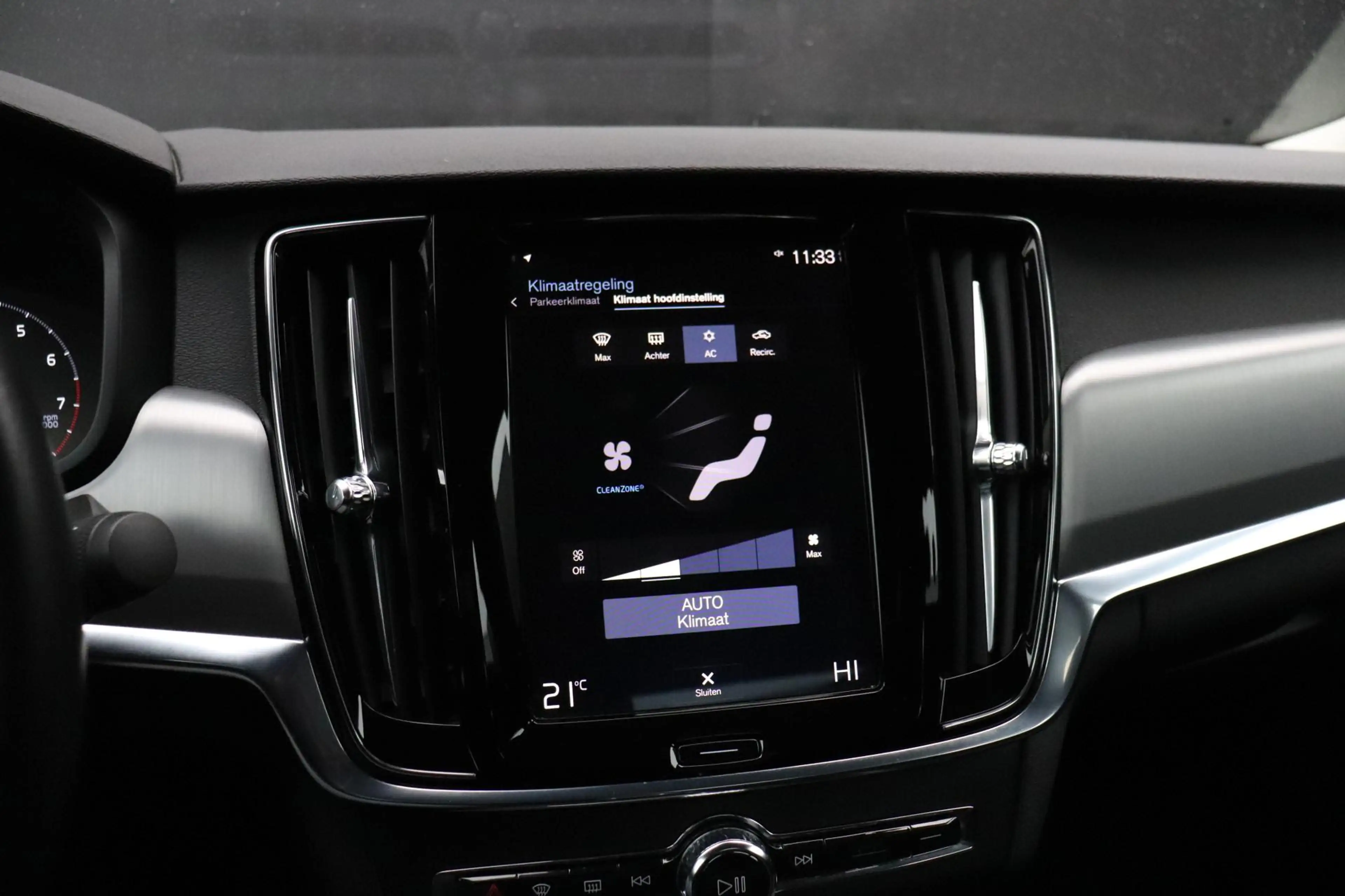 Volvo S90 2.0 T4 Momentum | CAMERA | VIRTUAL COCKPIT | CRUIS — photo 9
