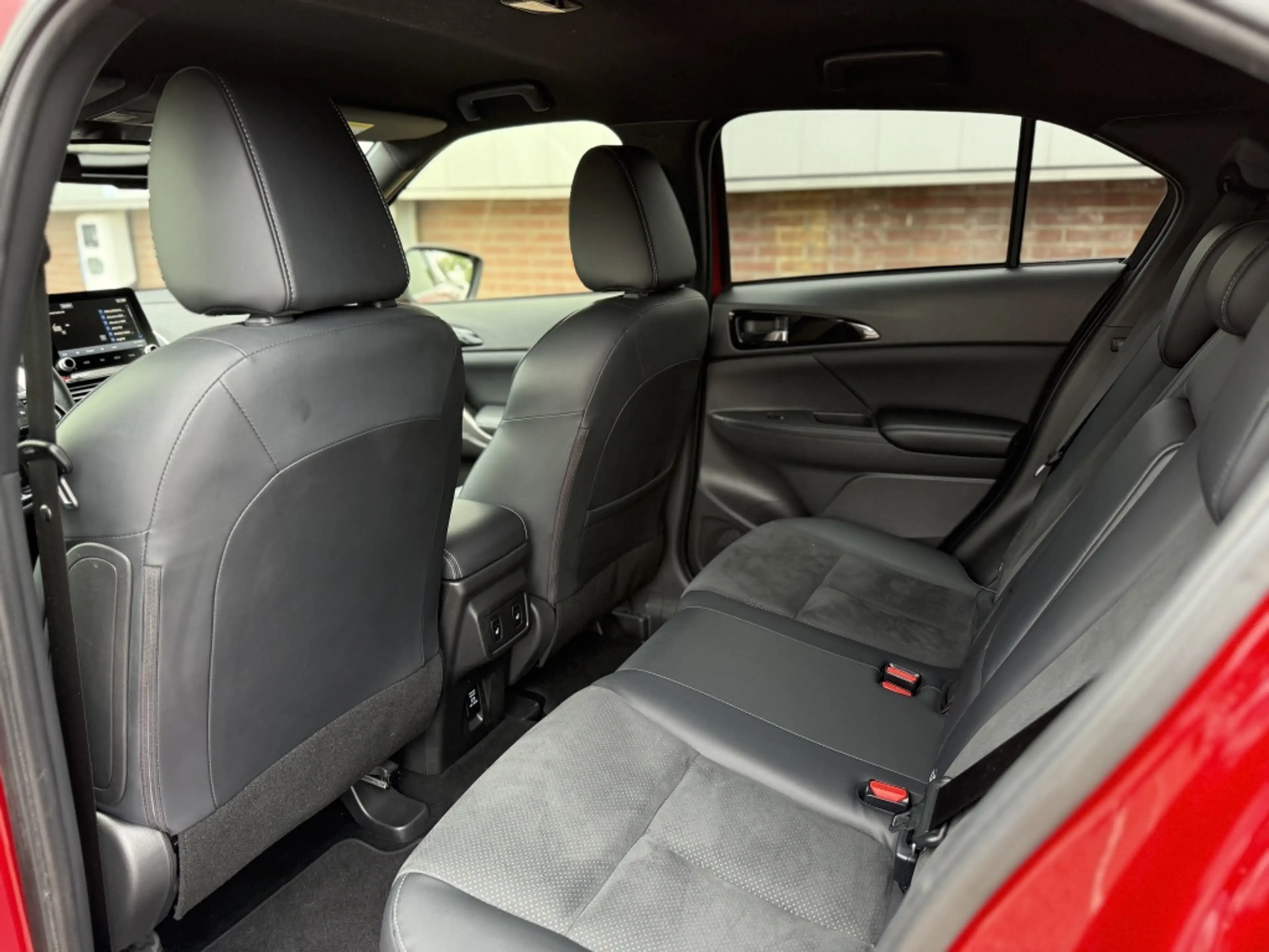 Mitsubishi Eclipse Cross Automaat 2.4 PHEV Executive | 360 camera | Adaptiv — photo 10