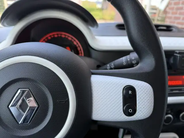 Renault Twingo view 23