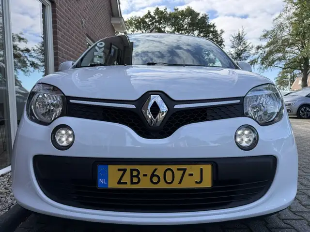 Renault Twingo view 16