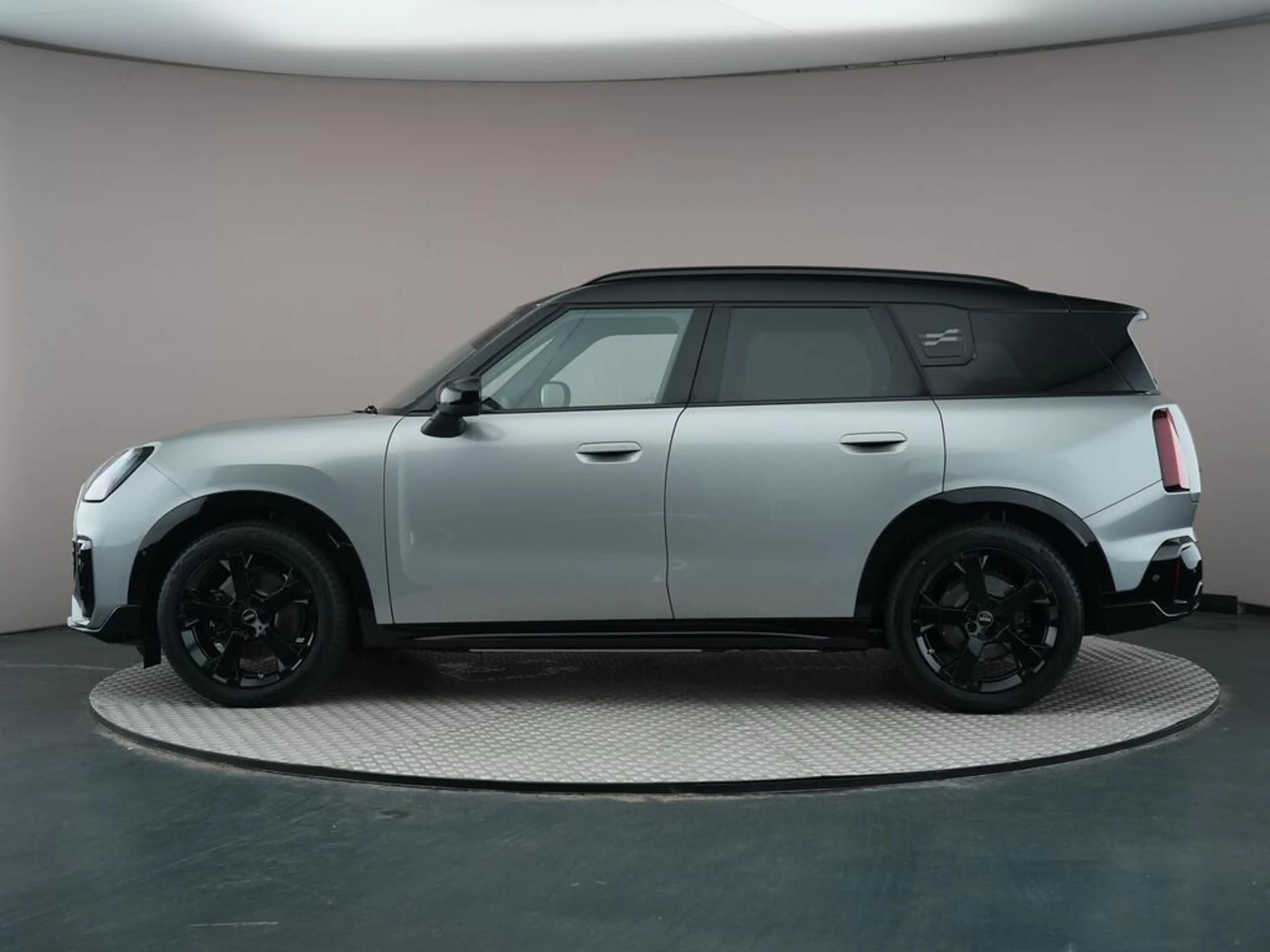 MINI Countryman E John Cooper Works — photo 2