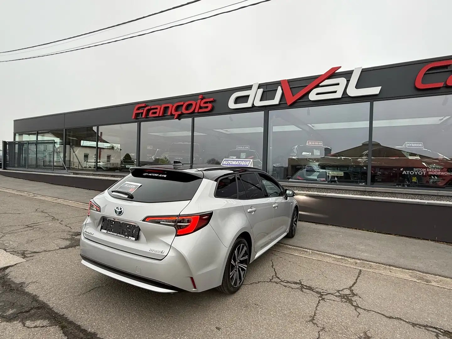 Toyota Corolla 💥ETAT NEUF✅GAR 2032🔥FULL OPTIONS👍TOP DE Grau - 2