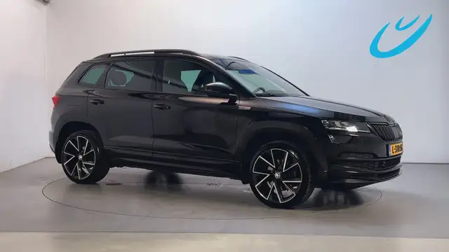 Skoda Karoq 1.5 TSI DSG ACT Sportline Business Panoramadak Tre