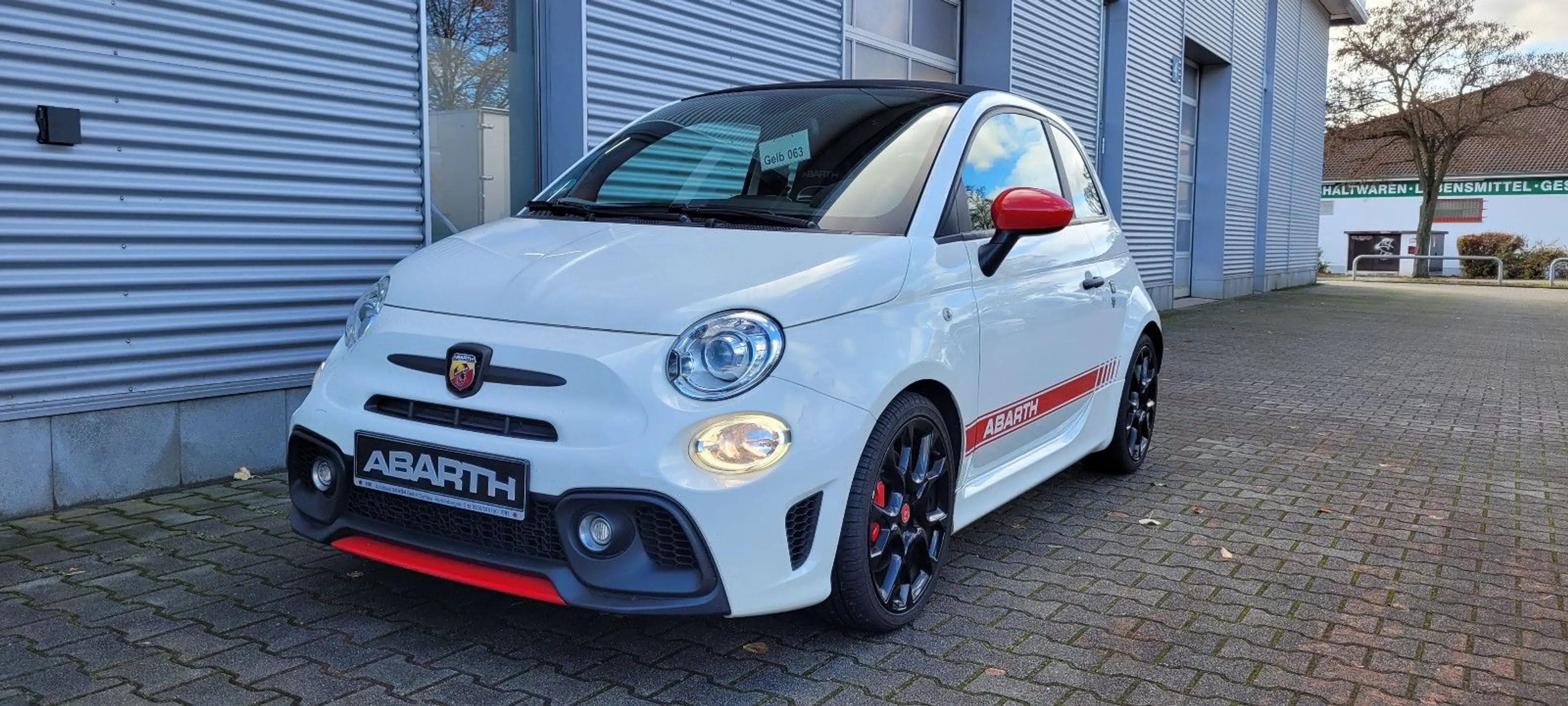 Abarth 595C Competizione 1.4 T-Jet 132 KW (180PS) — photo 2