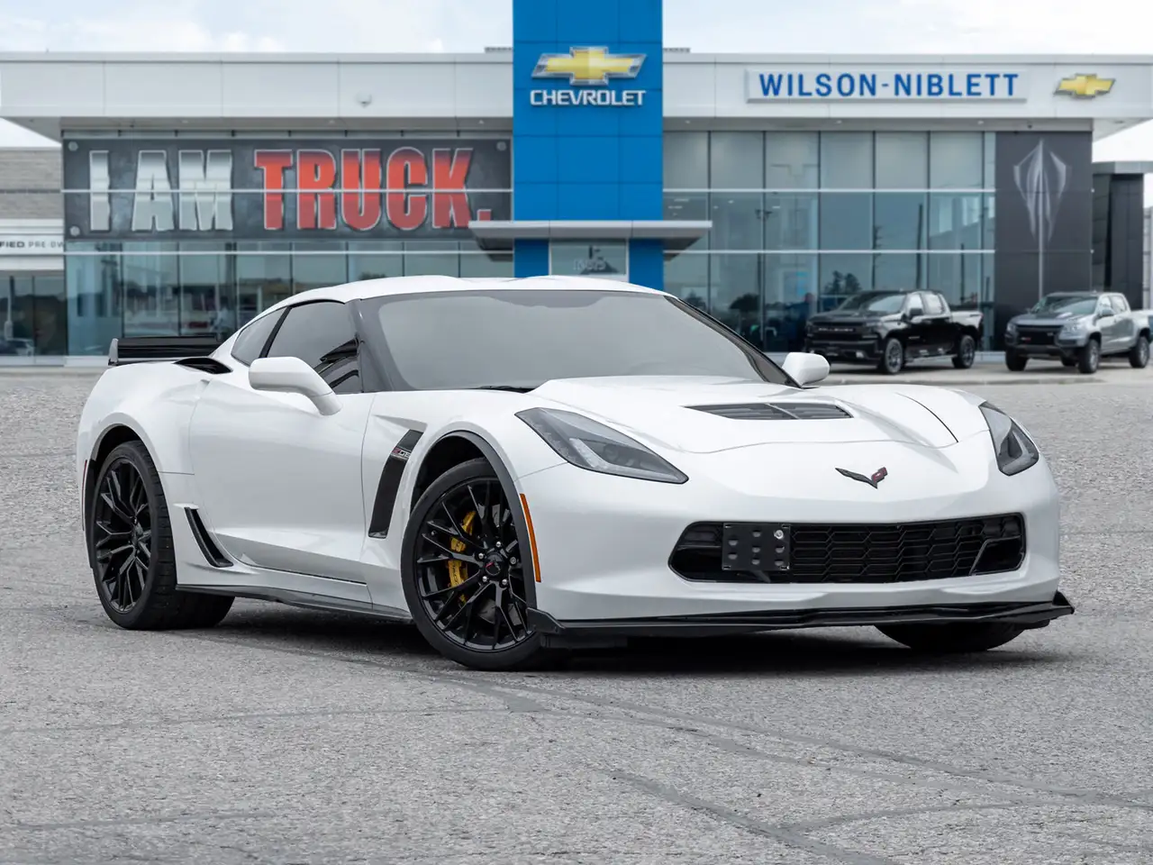 Chevrolet Corvette снимка Chevrolet Corvette