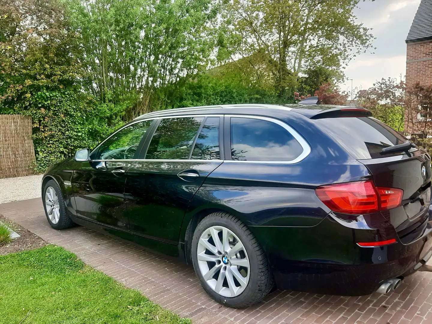 BMW 520 520d Touring Aut. F11 Full Option Black - 1