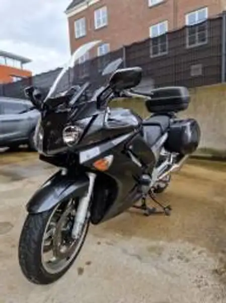 Yamaha FJR 1300 - foto 5