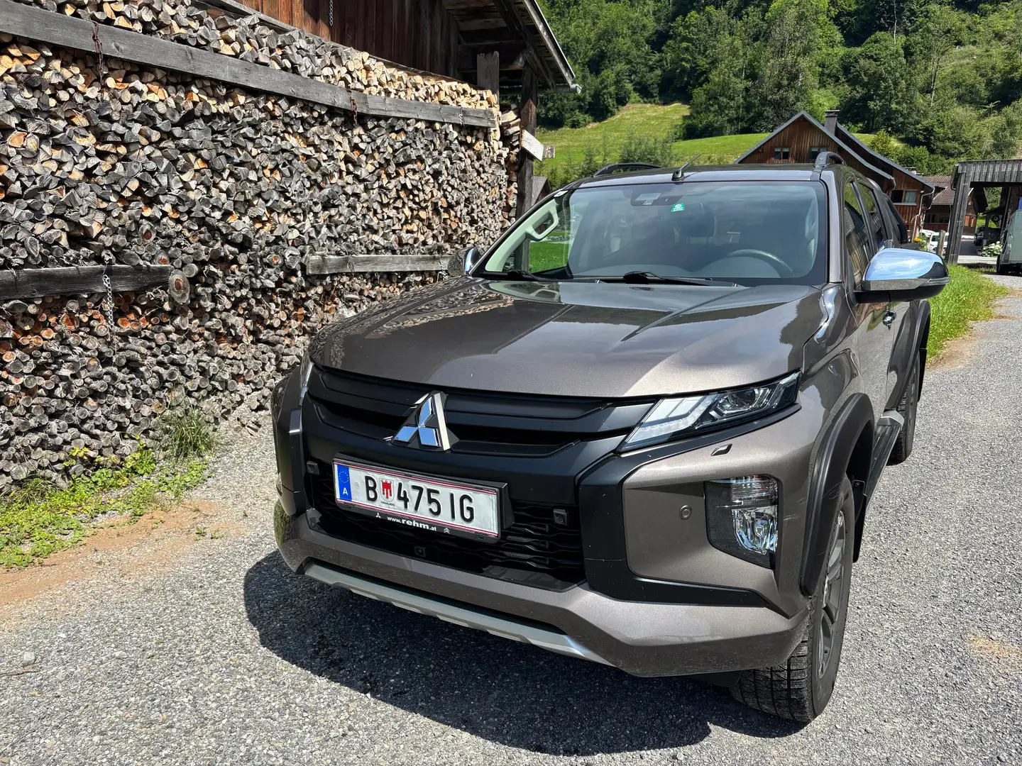 Mitsubishi L200 KL622 Gris - 2