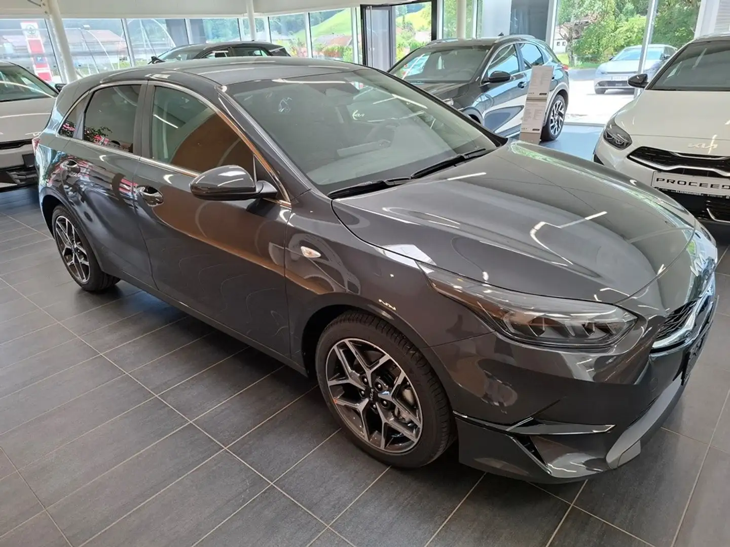 Kia Ceed / cee'd ceed 1,0 T-GDI GPF Silber Grau - 1
