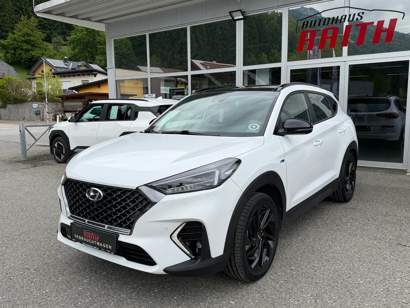 Hyundai TUCSON Tucson 1,6 CRDI N-Line Plus DCT 4WD Weiß - 1