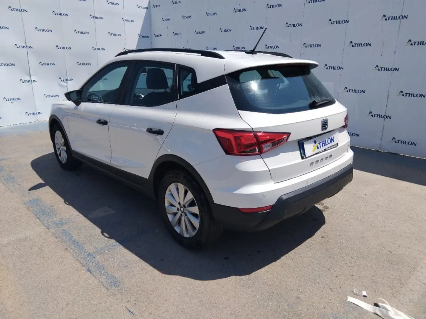 SEAT Arona 1.0 TSI S&S Reference 95 Blanco - 2