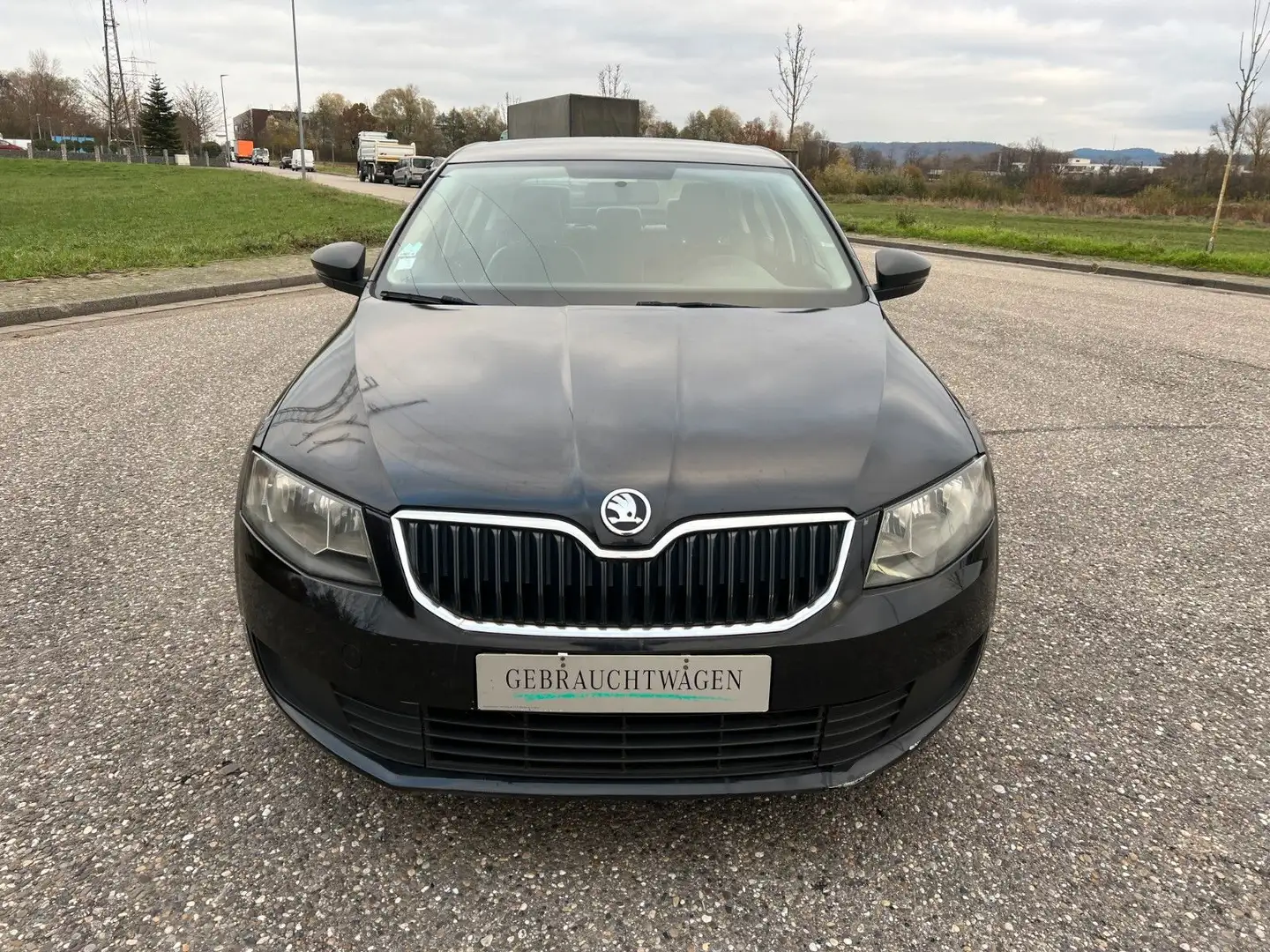 Skoda Octavia Limo  Active 1,6 TDI Schwarz - 2