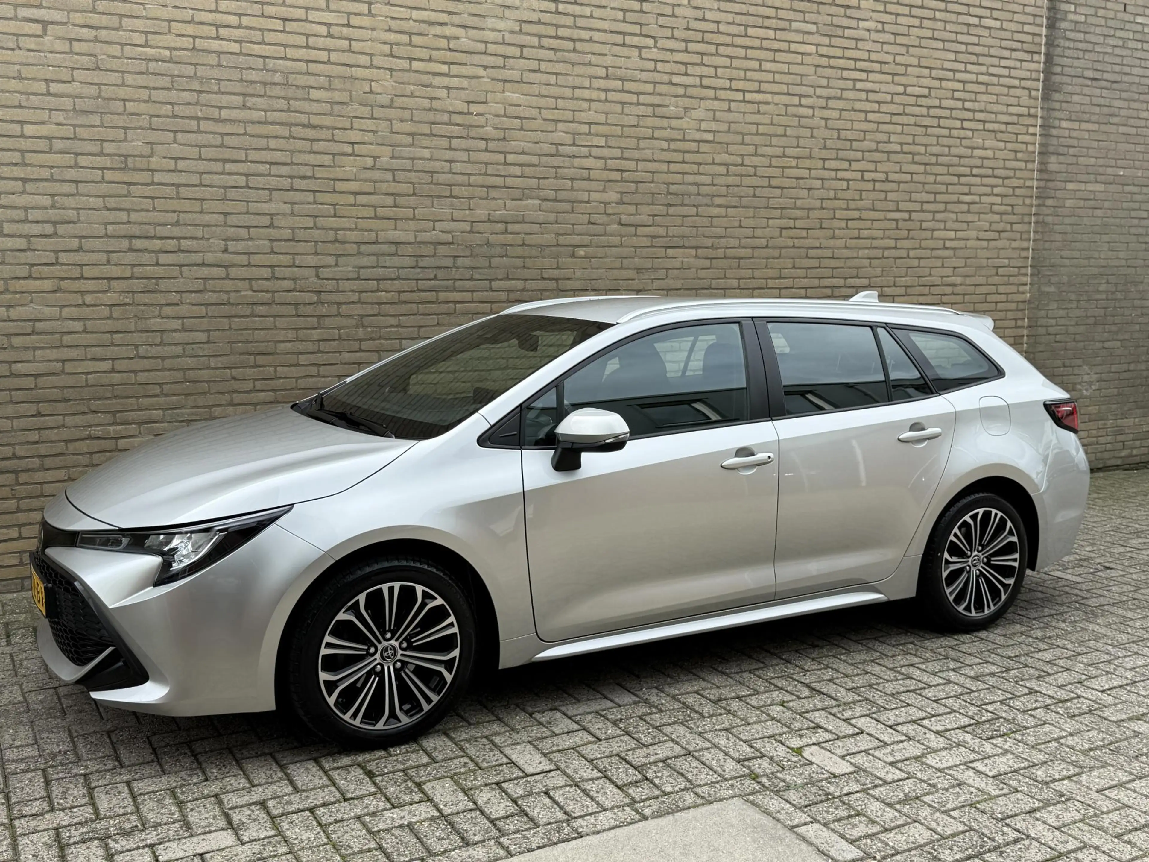 Toyota Corolla Touring Sports 1.2 Turbo Dynamic | Trekhaak afneem — photo 28