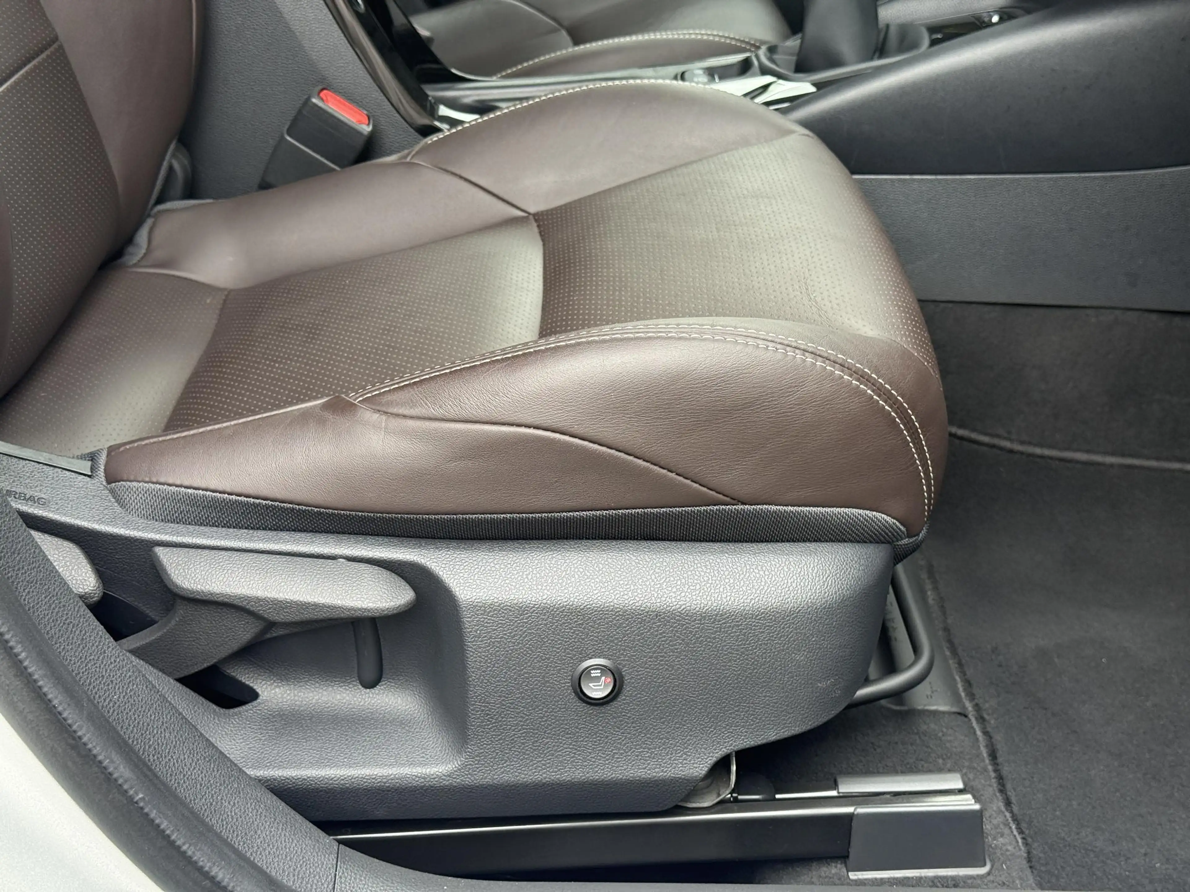 Toyota Corolla Touring Sports 1.2 Turbo Dynamic | Trekhaak afneem — photo 20