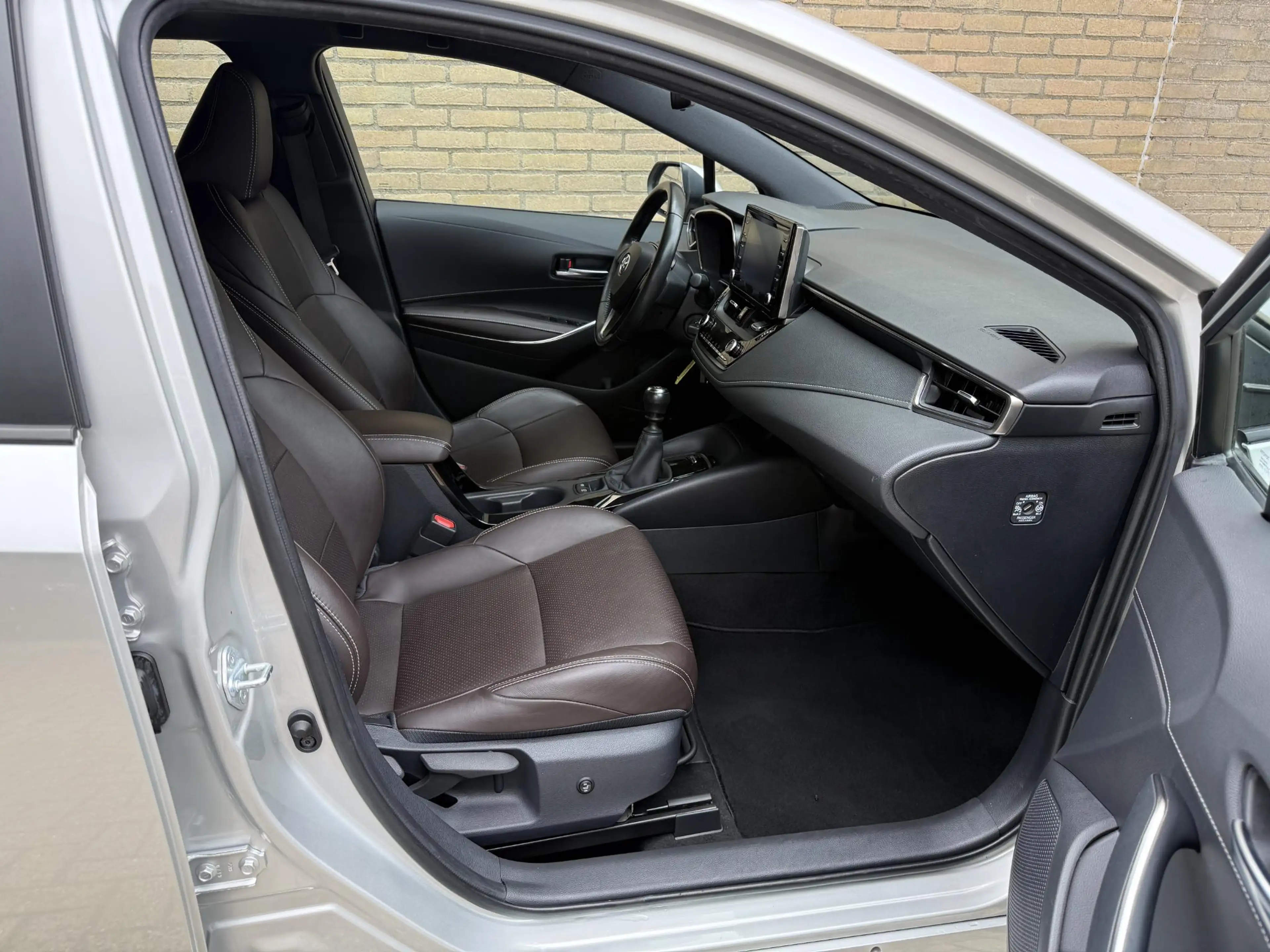 Toyota Corolla Touring Sports 1.2 Turbo Dynamic | Trekhaak afneem — photo 17