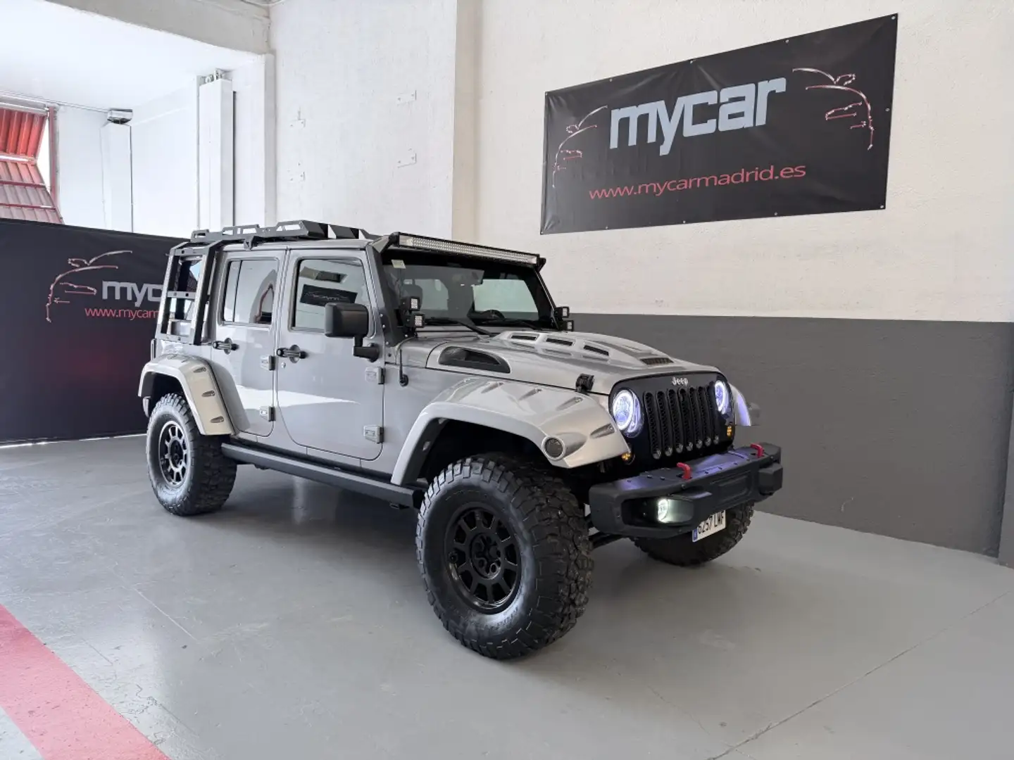 Jeep Wrangler Unlimited 3.6 Rubicon Aut. Gris - 1