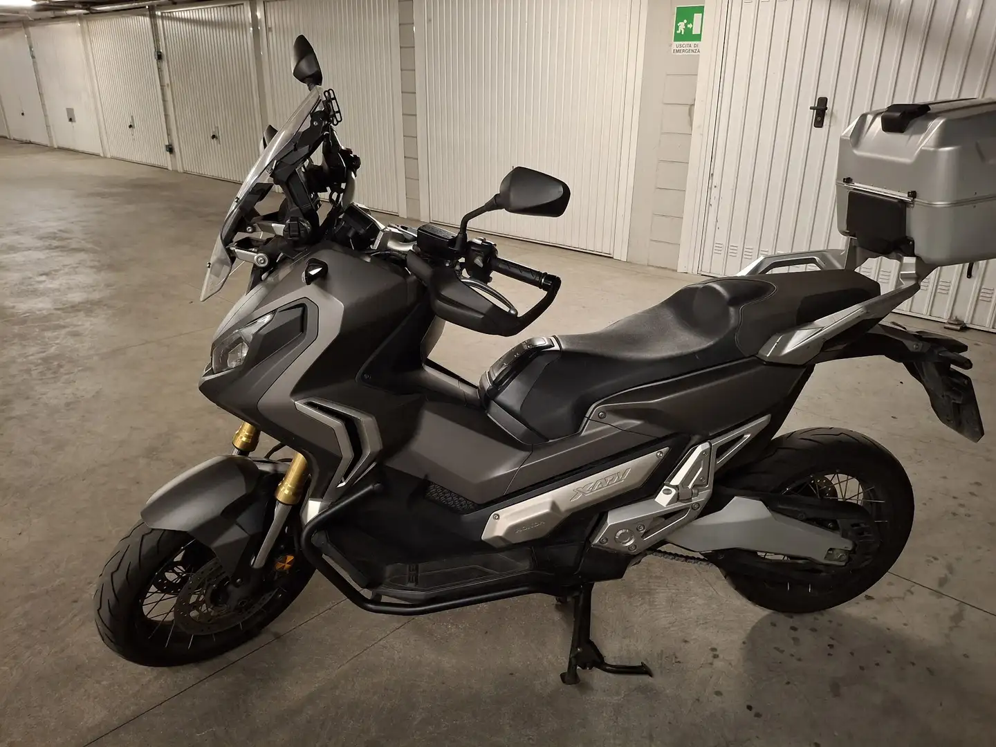 Honda X-ADV Gris - 2