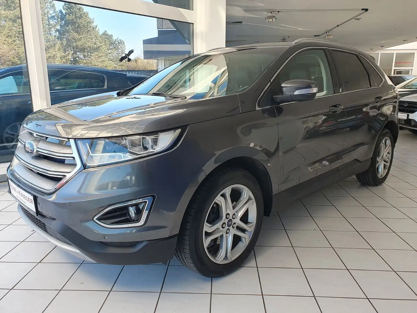 Ford Edge 2.0 TDCi Bi-Turbo Aut. Titanium Leder Grau - 1
