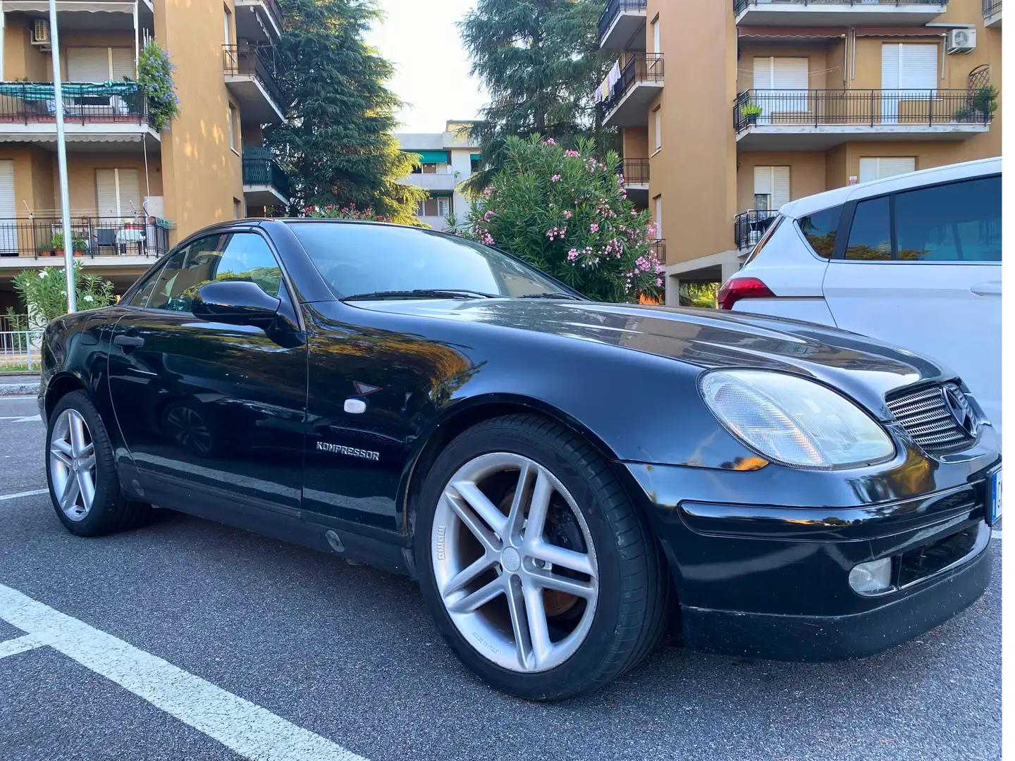 Mercedes-Benz SLK 200 Negru - 2