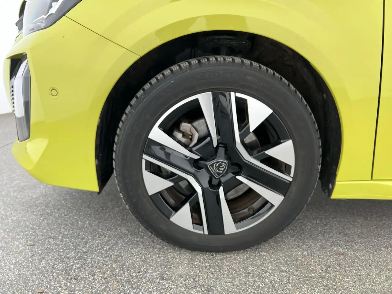 Peugeot 208 Hybrid Allure 1.2*SHZ*RFK*ACC*uvm 6