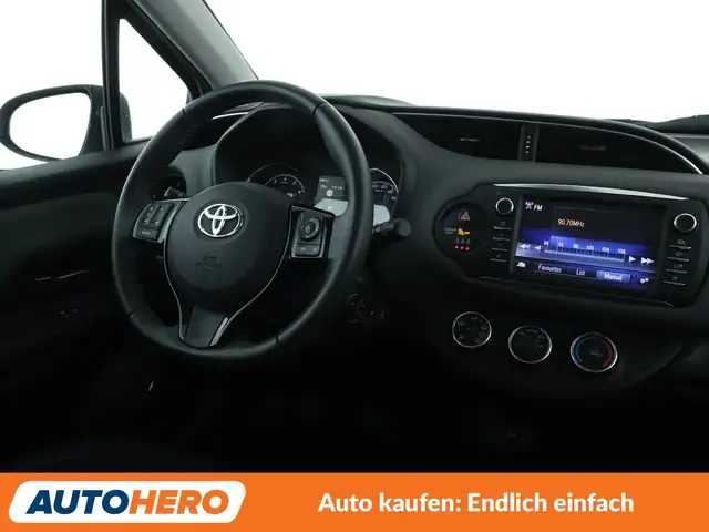 Toyota Yaris view 13