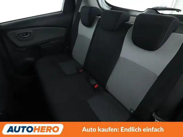 Toyota Yaris view 14