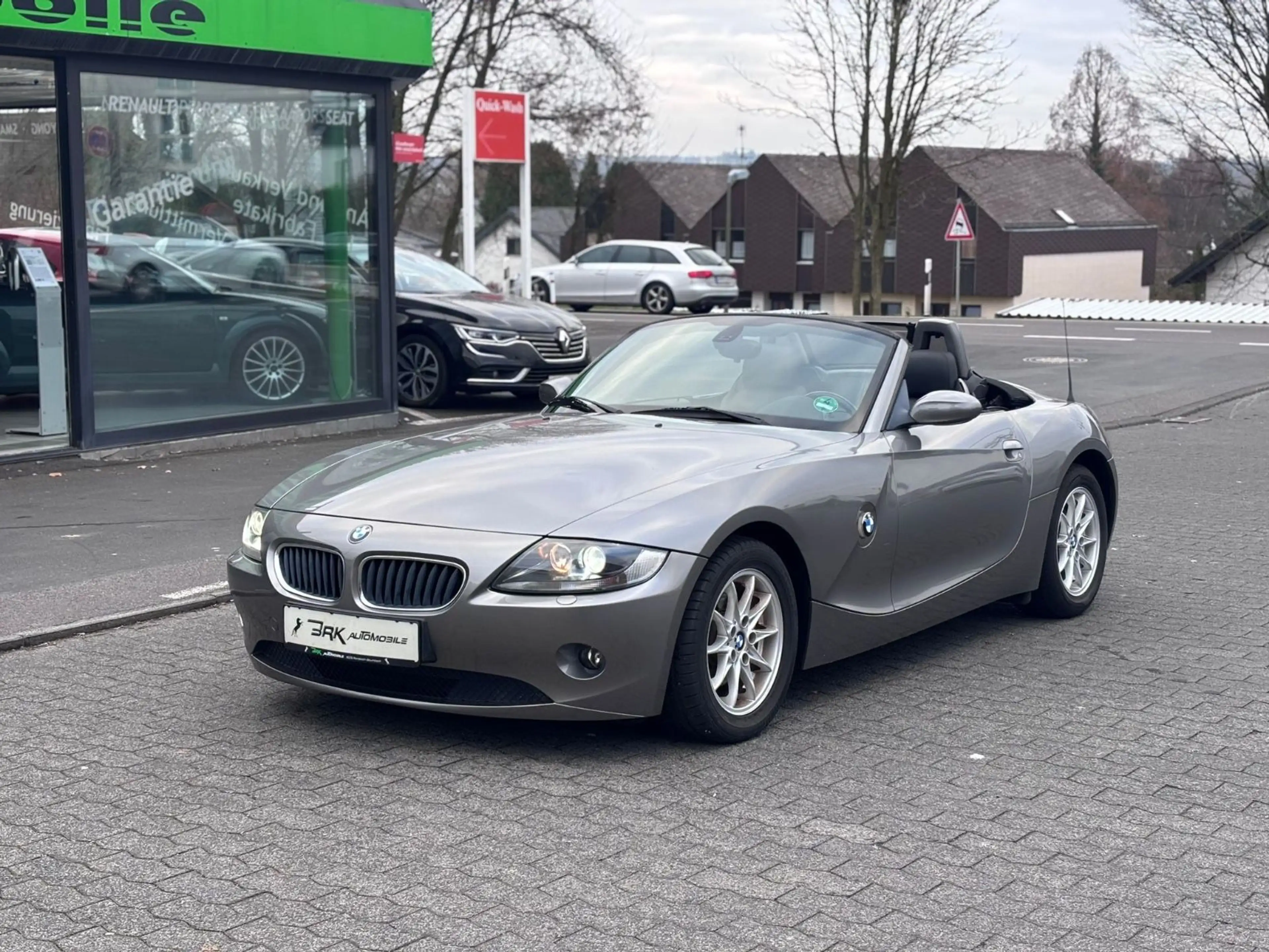 BMW Z4 Roadster 2.2 i **XENON**LEDER**1-HAND** — photo 2