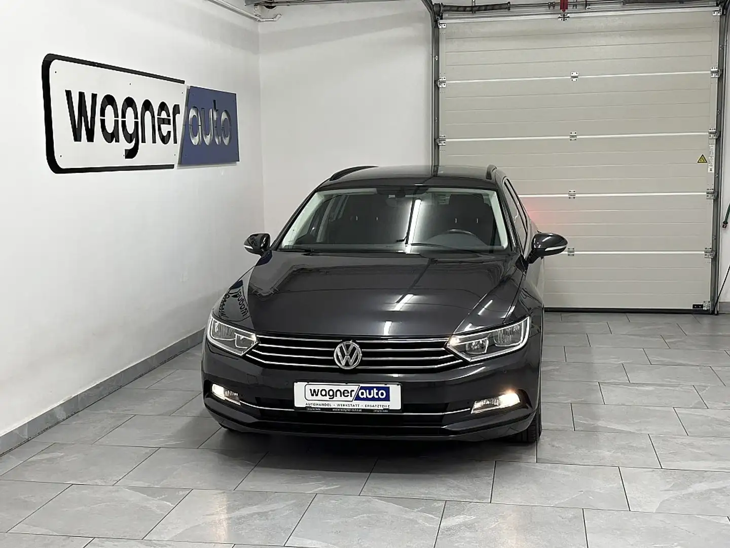 Volkswagen Passat Variant Comfortline 1,6 TDI.ACC/Composition Media/Sonne... Grau - 1