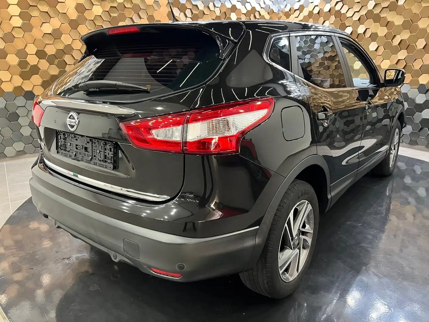 Nissan Qashqai Acenta *Navi*Kamera*Tempomat Noir - 2