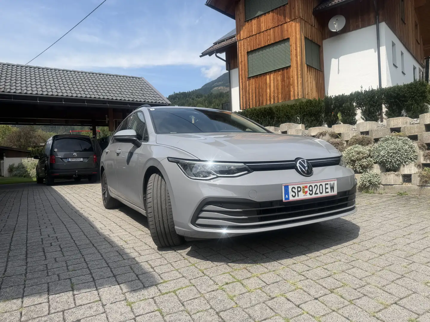 Volkswagen Golf Variant 2,0 TDI Life - 2