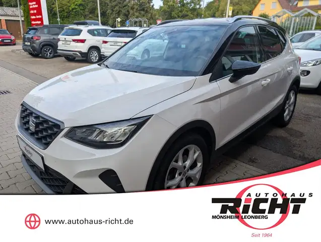 SEAT Arona 1.0 TSI FR DSG Navi LED SHZ PDC