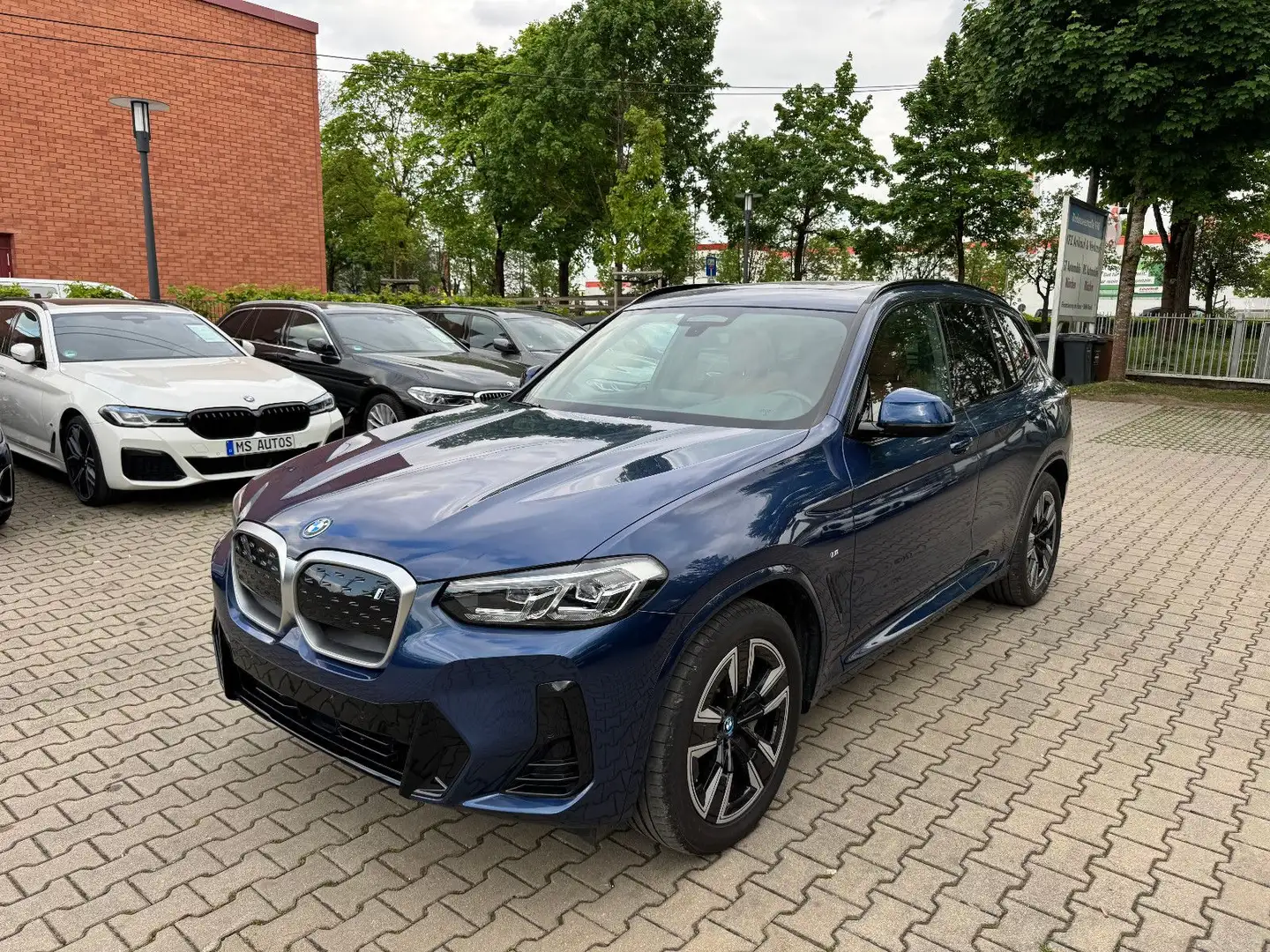 BMW iX3 Inspiring*Msport*Panorama*ACC*DAB*AHK*el.Sit Albastru - 1