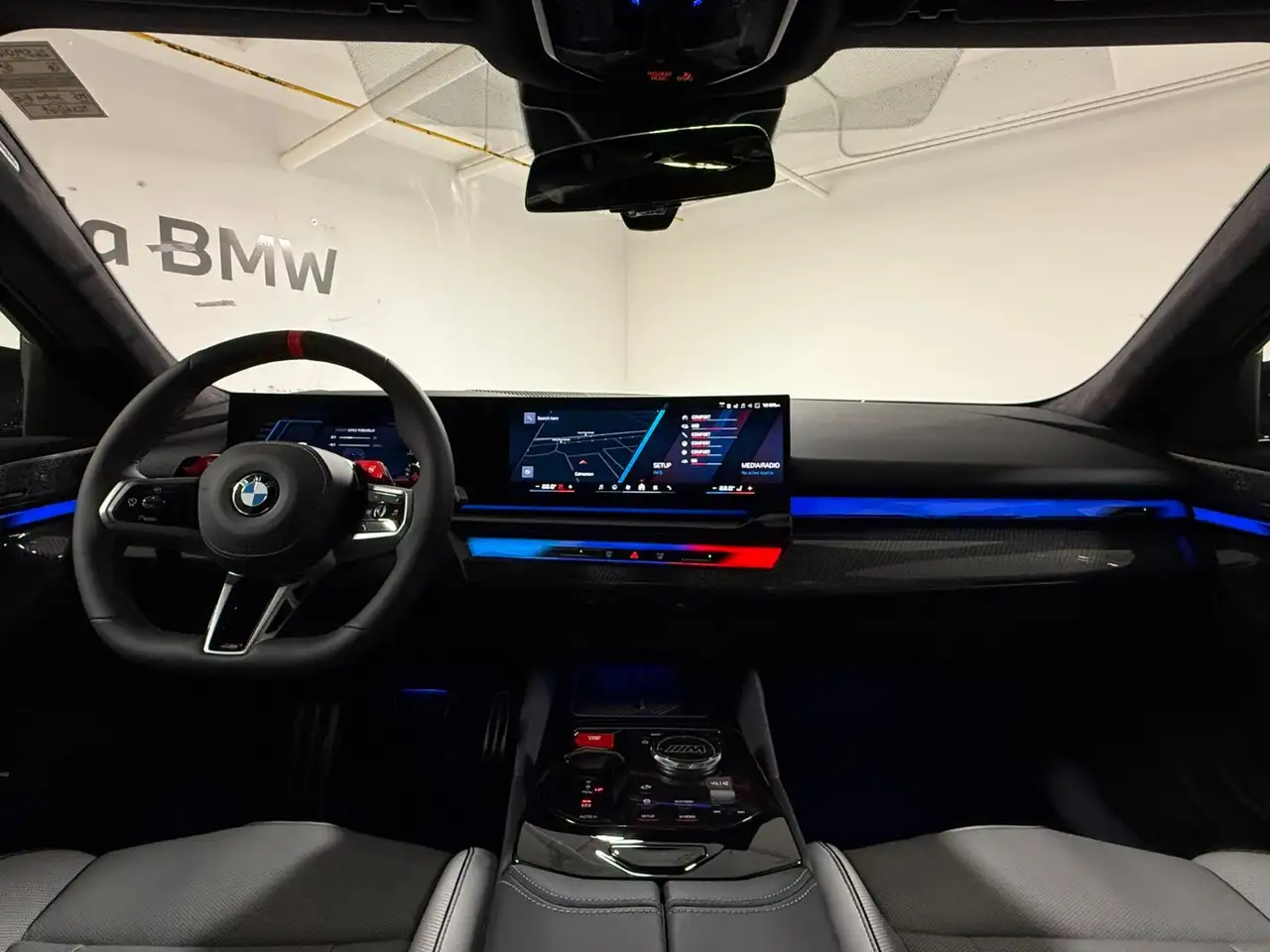 BMW M5 снимка BMW M5