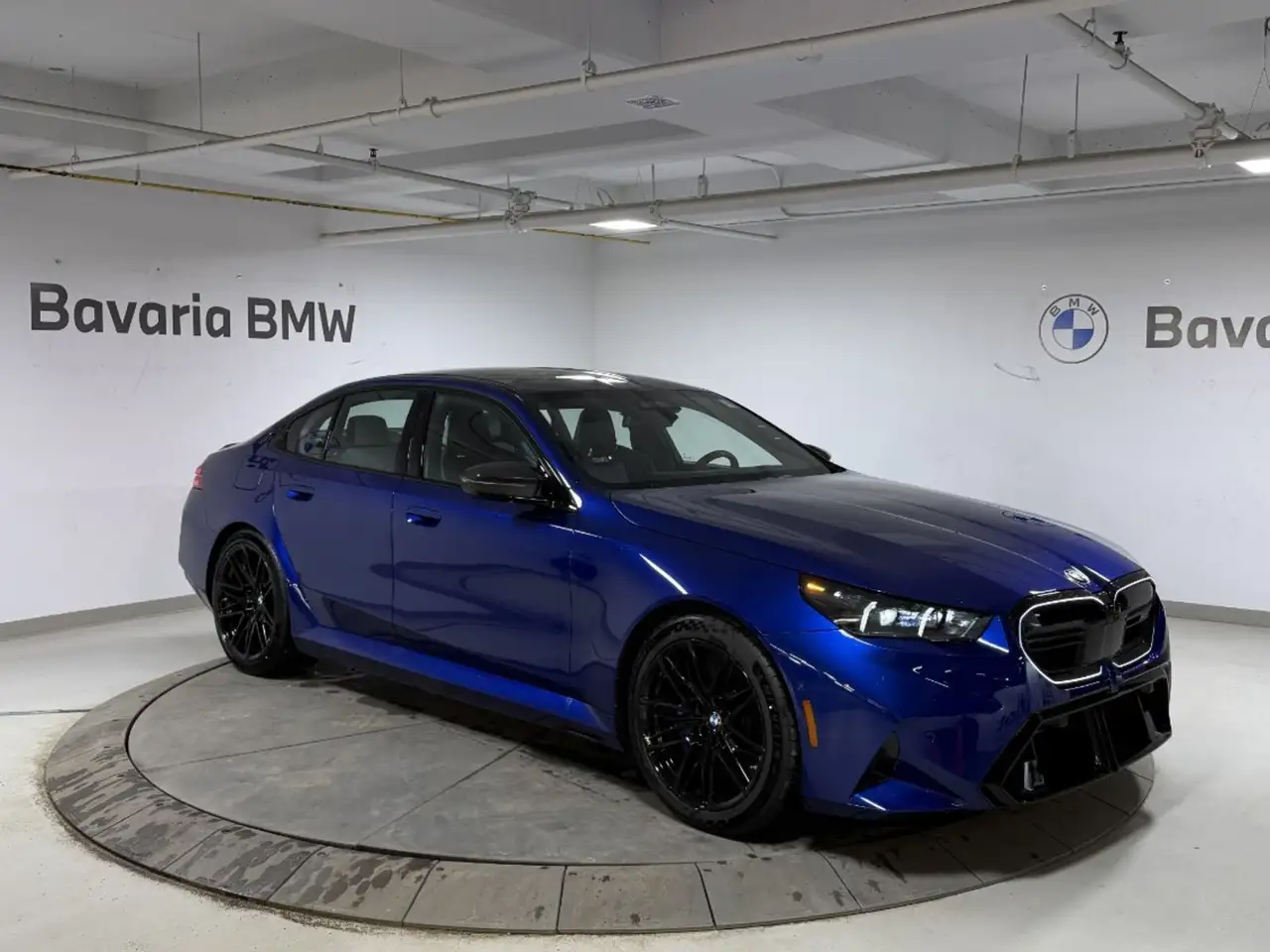 BMW M5 снимка BMW M5