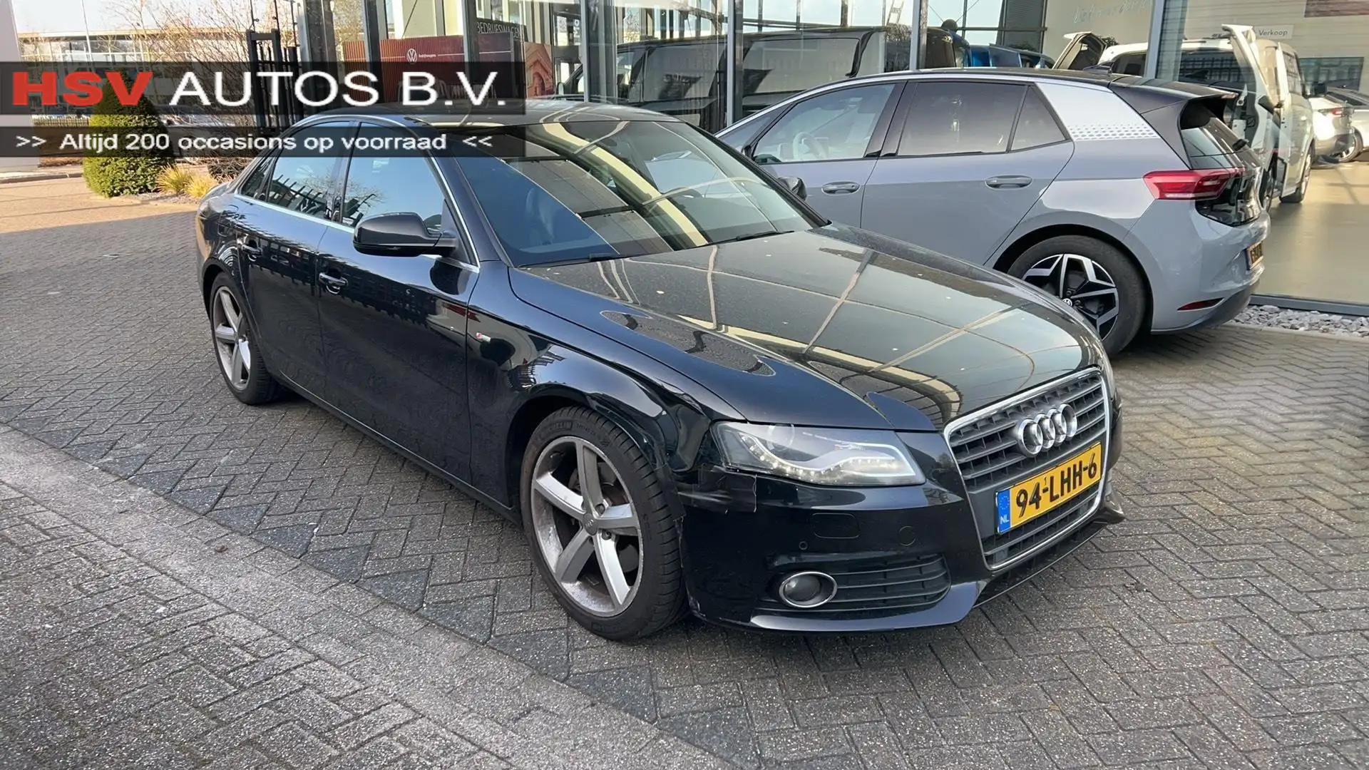 Audi A4 Limousine 1.8 TFSI S edition navi LM 2e eig org NL Zwart - 1