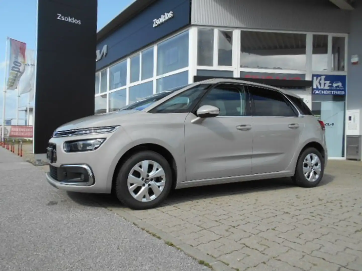Citroen C4 SpaceTourer C4 Spacetourer PureTech 130 S&S 6-Gang Feel Edi... Gris - 1