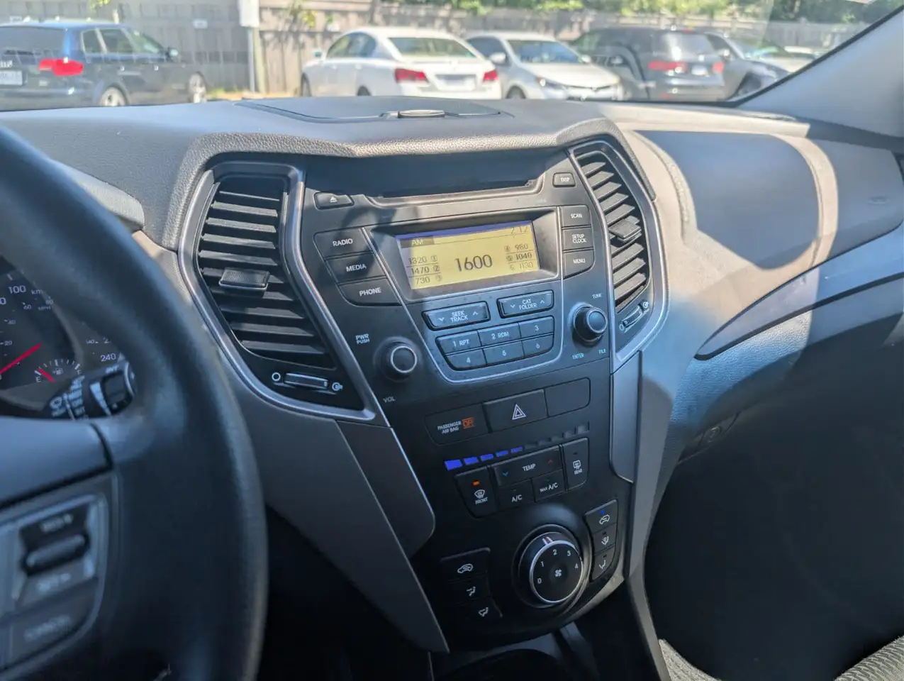 Hyundai SANTA FE снимка Hyundai SANTA FE