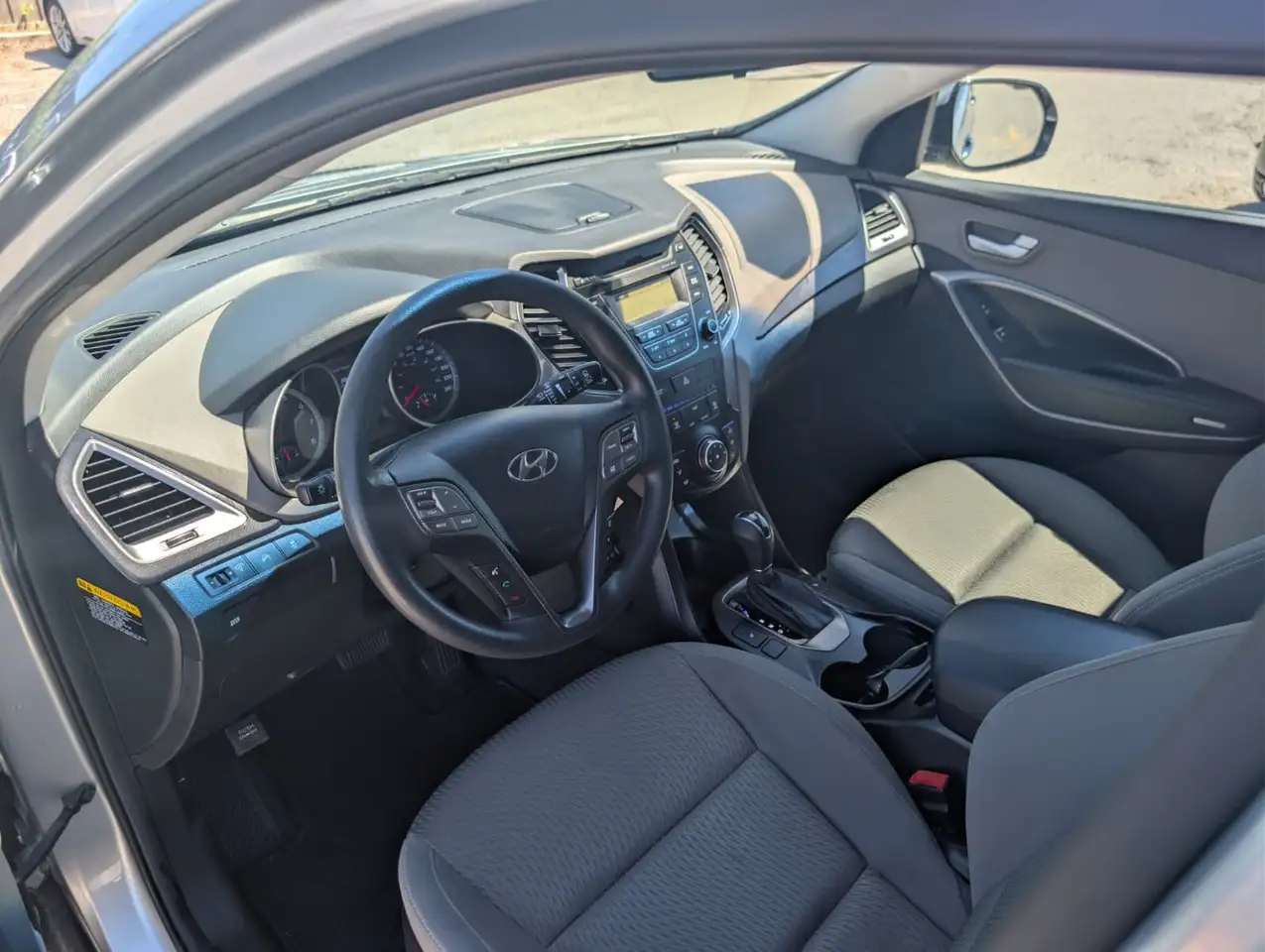Hyundai SANTA FE снимка Hyundai SANTA FE